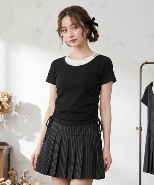 DIP IN CHOCOLATE(ディップインチョコレート)の「サイドドロストデザインコンパクトトップス【DIP IN CHOCOLATE】(Tシャツ/カットソー・レディース・ブラック/ライトグレー/ブルー系その他・F)」の2枚目の写真