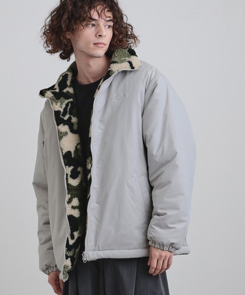 tk.TAKEO KIKUCHI（ティーケータケオキクチ）の「【WEB限定】リバーシブルボアブルゾン（ブルゾン・メンズ・オフホワイト/チャコールグレー/ブラック・01/02/03）」の8枚目の写真