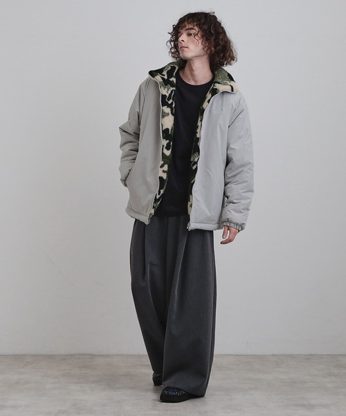 tk.TAKEO KIKUCHI（ティーケータケオキクチ）の「【WEB限定】リバーシブルボアブルゾン（ブルゾン・メンズ・オフホワイト/チャコールグレー/ブラック・01/02/03）」の9枚目の写真