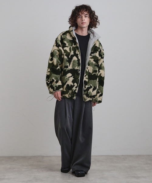 tk.TAKEO KIKUCHI（ティーケータケオキクチ）の「【WEB限定】リバーシブルボアブルゾン（ブルゾン・メンズ・オフホワイト/チャコールグレー/ブラック・01/02/03）」の11枚目の写真