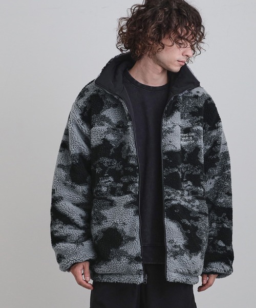 tk.TAKEO KIKUCHI（ティーケータケオキクチ）の「【WEB限定】リバーシブルボアブルゾン（ブルゾン・メンズ・オフホワイト/チャコールグレー/ブラック・01/02/03）」の14枚目の写真