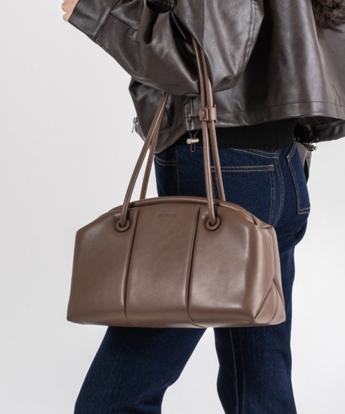 ADD CULUMN(アドカラム)の「【ADD CULUMN/アドカラム】ボストントートバッグ PUFF CLASP BOSTON M(ショルダーバッグ・レディース・アイボリー/ブラウン/ブラック・FREE)」の16枚目の写真