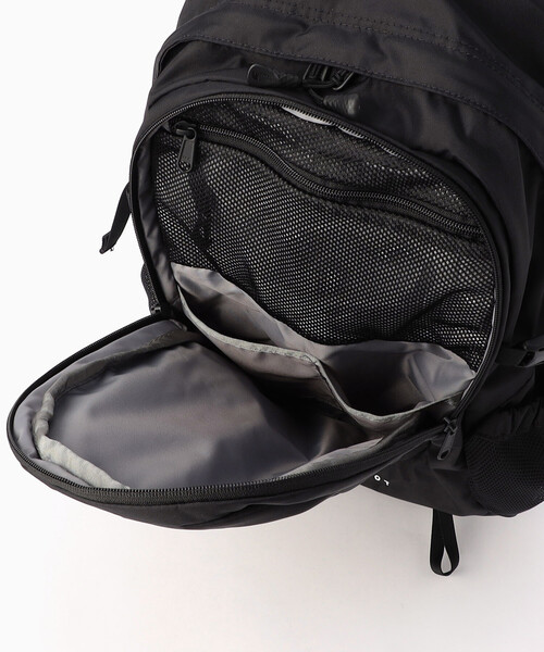 FREAK'S STORE（フリークスストア）の「限定展開 THE NORTH FACE/ザ・ノース・フェイス シングルショット / NM72303（バックパック/リュック・メンズ・ブラック・ONE SIZE）」の11枚目の写真