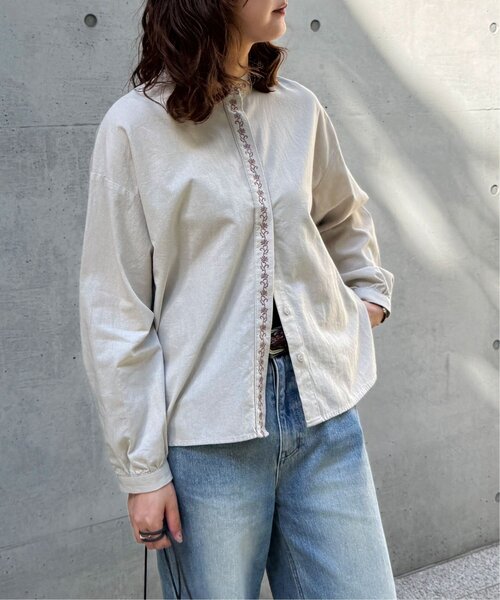 LBC（エルビーシー）の「エクリュ エンブロイダリーシャツ（シャツ/ブラウス・レディース・グレイッシュベージュ/チャコール/ミント・M）」の16枚目の写真