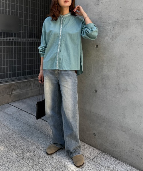 LBC（エルビーシー）の「エクリュ エンブロイダリーシャツ（シャツ/ブラウス・レディース・グレイッシュベージュ/チャコール/ミント・M）」の7枚目の写真