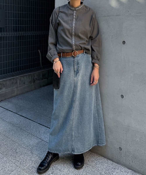 LBC（エルビーシー）の「エクリュ エンブロイダリーシャツ（シャツ/ブラウス・レディース・グレイッシュベージュ/チャコール/ミント・M）」の11枚目の写真