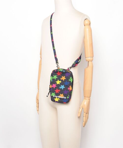 A BATHING APE（アベイシングエイプ）の「STA PATTERN PHONE SHOULDER BAG TRAVEL（ショルダーバッグ・メンズ・ホワイト/ブラック・FREE）」の3枚目の写真