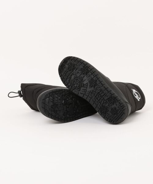 ASBee(アスビー)の「MOUNTAIN WALK マウンテンウォーク レディース キルティングウィンターブーツ【防水/滑りにくい/防寒】ハーフ丈 11018(ブーツ・レディース・グレー/ブラック・23.0cm/24.0cm/25.0cm)」の4枚目の写真