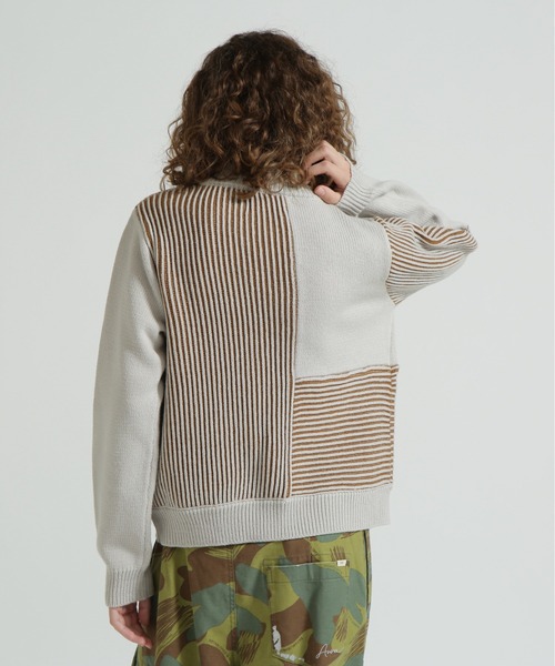 AVIREX(アヴィレックス)の「《直営店限定》MELANGE SWITCHING KINT PULLOVER/メランジニット(ニット/セーター・レディース・アイボリー/チャコールグレー/ブルー・F)」の10枚目の写真