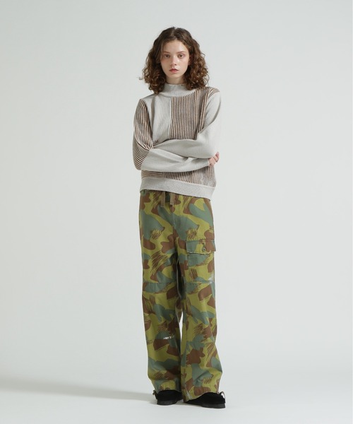 AVIREX(アヴィレックス)の「《直営店限定》MELANGE SWITCHING KINT PULLOVER/メランジニット(ニット/セーター・レディース・アイボリー/チャコールグレー/ブルー・F)」の17枚目の写真