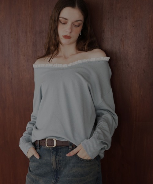 Mili affinity（ミリアフィニティー）の「オフショルフリルバイカラーニット（Tシャツ/カットソー・レディース・杢グレー/ブルー/アイボリー/ブラック・FREE）」の17枚目の写真