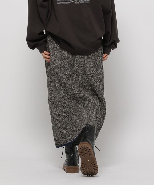 niko and...（ニコアンド）の「アソートリブニットスカート（スカート・レディース・ブラック/ブルー/ホワイト/ブラウン・LARGE/MEDIUM）」の17枚目の写真