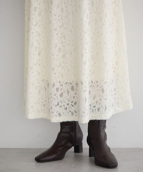 YECCA VECCA(イェッカヴェッカ)の「フラワー起毛レースマーメイドスカート(スカート・レディース・オフホワイト・FREE)」の11枚目の写真