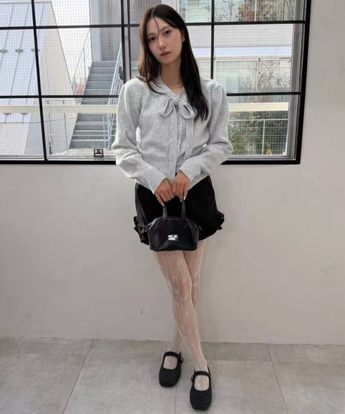 mebole(メボレ)の「ダブルフリルショートパンツ(その他パンツ・レディース・ブラック/グレー・MEDIUM/SMALL)」の15枚目の写真