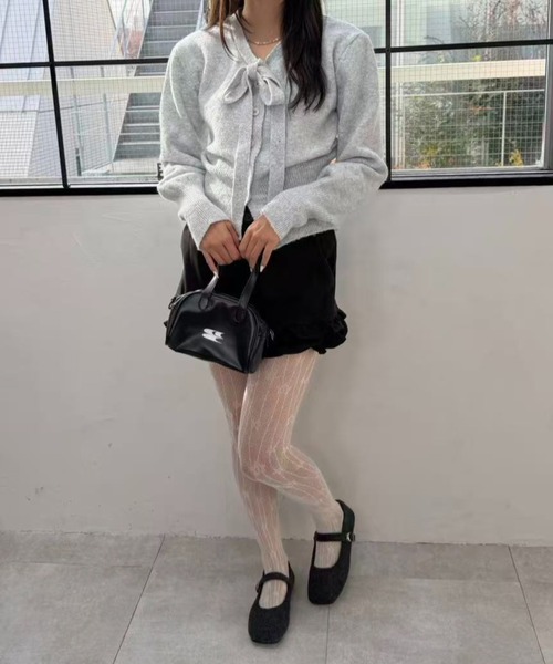 mebole(メボレ)の「ダブルフリルショートパンツ(その他パンツ・レディース・ブラック/グレー・MEDIUM/SMALL)」の16枚目の写真