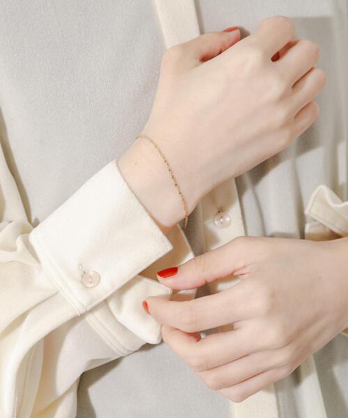 SMELLY（スメリー）の「ステンレススクリューチェーンブレスレット（ブレスレット・レディース・ゴールド・-）」の3枚目の写真