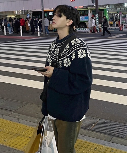 NOWLE（ノウル）の「【NOWLE】ウィンター レトロ ノルディック柄 プルオーバー ニット（ニット/セーター・メンズ・ネイビー/オフホワイト・MEDIUM/LARGE/X-LARGE）」の18枚目の写真