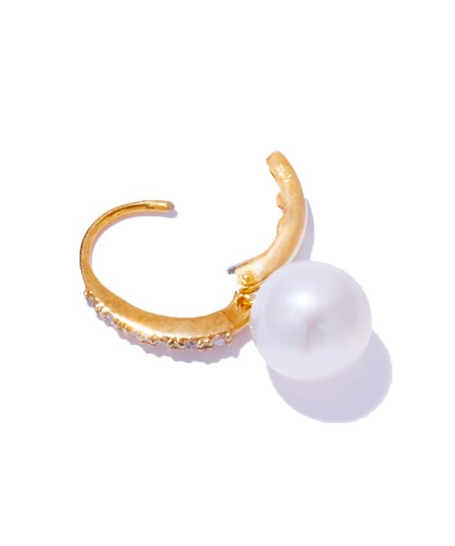 les bonbon(ルボンボン)の「【les bon bon】half eternity pearl pierce/ハーフ エタニティ パール ピアス BOB810(ピアス(両耳用)・レディース・ゴールド・FREE)」の5枚目の写真