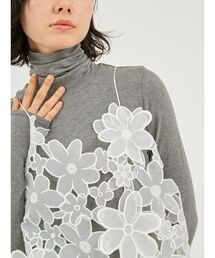 emmi(エミ)のフラワーオーガンジービスチェ(その他トップス)