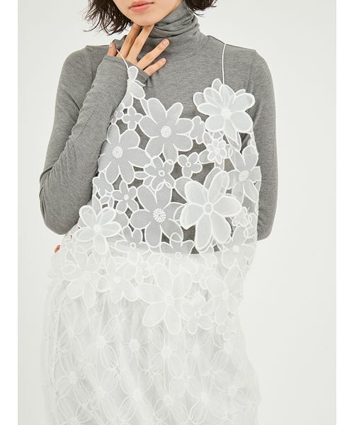 フラワーオーガンジービスチェ（その他トップス）｜emmi（エミ）の