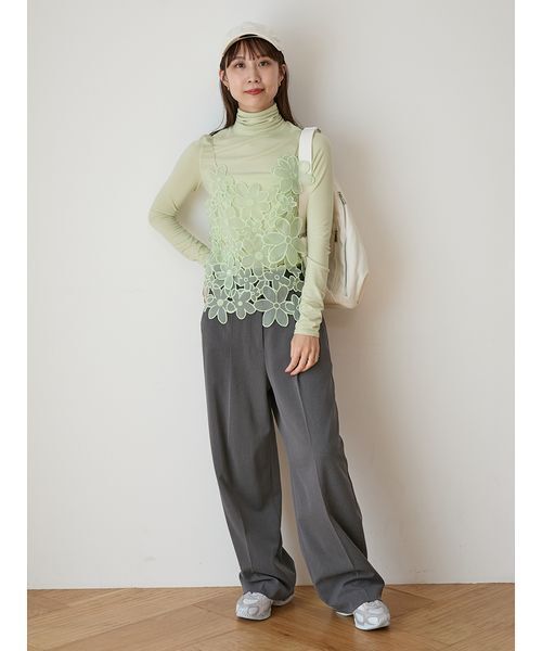 フラワーオーガンジービスチェ（その他トップス）｜emmi（エミ）の