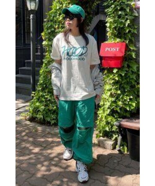 HOODHOOD(フッドフッド)の「シグニチャーロゴ 半袖Tシャツ アイボリー(Tシャツ/カットソー・レディース・その他・MEDIUM/LARGE/X-LARGE)」の5枚目の写真