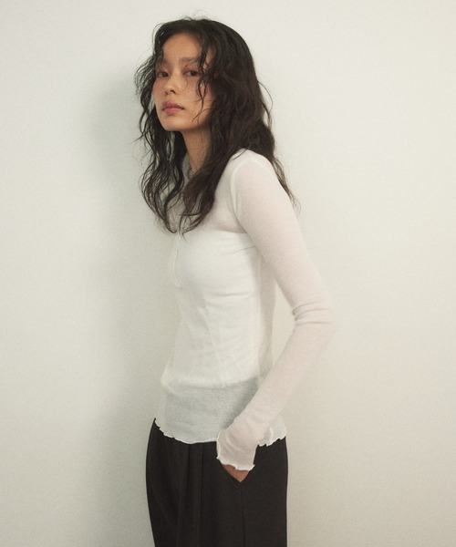 Shelly island(シェリーアイランド)の「ヘンリーシアーロングスリーブTEE(Tシャツ/カットソー・レディース・ブラック/グレー/ホワイト/ピンク・FREE)」の16枚目の写真