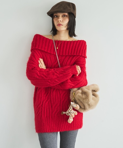 MIRROR STOKE（ミラーストーク）の「【ZOZO限定】2WAY CABLE OFF‐SHOULDER KNIT/ツーウェイケーブルオフショルダーニット（ニット/セーター・レディース・グレー/レッド/アイボリー・MEDIUM）」の18枚目の写真