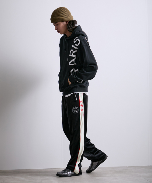 PARIS SAINT-GERMAIN(パリサンジェルマン)の「【Paris Saint-Germain / パリ・サン=ジェルマン】 JP Logo Printed Hoodie(パーカー・メンズ・ブラック/ホワイト系その他・LARGE/MEDIUM)」の14枚目の写真