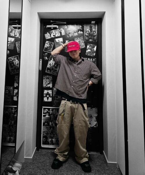 NOT4NERD(ノットフォーナード)の「Double Knee Carpenter Flare Fit Cotton Pants - Beige(その他パンツ・レディース・その他・LARGE/X-LARGE/MEDIUM)」の6枚目の写真