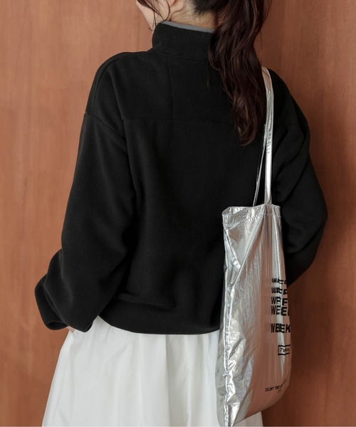 AMELY(エミリー)の「ハーフジップ フリースプルオーバー(パーカー・レディース・チャコール/ブラウン/ブラック/アイボリー・フリー)」の15枚目の写真