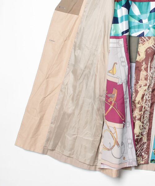 ONE DAY KMC (ワンデイケーエムシー)の「Children of the discordance / NY VINTAGE PATCH TRENCH COAT / COTDNYCO-701(トレンチコート・メンズ・ベージュ・2)」の4枚目の写真