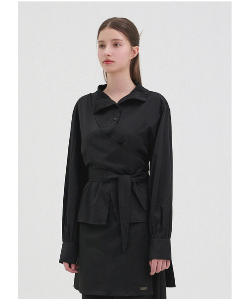 MICANE(ミケーネ)の「ハナ ハイネックブラウス(シャツ/ブラウス・レディース・ブラック/クリーム・MEDIUM/LARGE/X-LARGE/SMALL)」の10枚目の写真