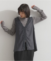 OandI（オーアンドアイ）の「フリルヘ゛ストフ゜ルオーハ゛ー/チャコール（シャツ/ブラウス）」