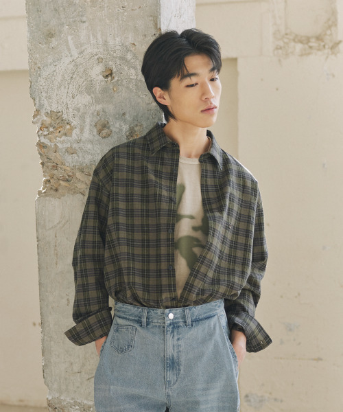 NONBLANK（ノンブランク）の「[夏]クリンクルリネンチェックシャツ_KHAKI（シャツ/ブラウス・メンズ・カーキ・MEDIUM/LARGE/X-LARGE）」の10枚目の写真