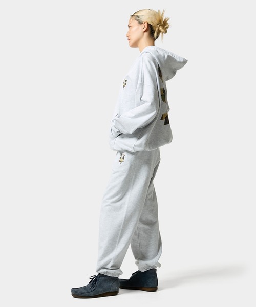 HUF（ハフ）の「MEGABLAST CAMO FLEECE PANT（スウェットパンツ・メンズ・ブラック/アッシュ・M/L/XL/S/XXL）」の10枚目の写真