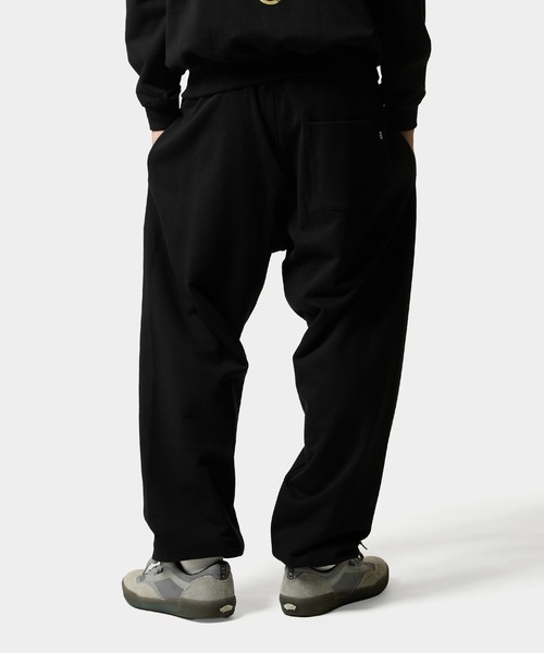 HUF（ハフ）の「MEGABLAST CAMO FLEECE PANT（スウェットパンツ・メンズ・ブラック/アッシュ・M/L/XL/S/XXL）」の18枚目の写真