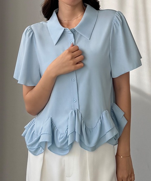 Louere(ルエレ)の「裾フリルブラウス(シャツ/ブラウス・レディース・ブルー/ブラック/ホワイト・SMALL/MEDIUM/LARGE/X-LARGE)」の11枚目の写真