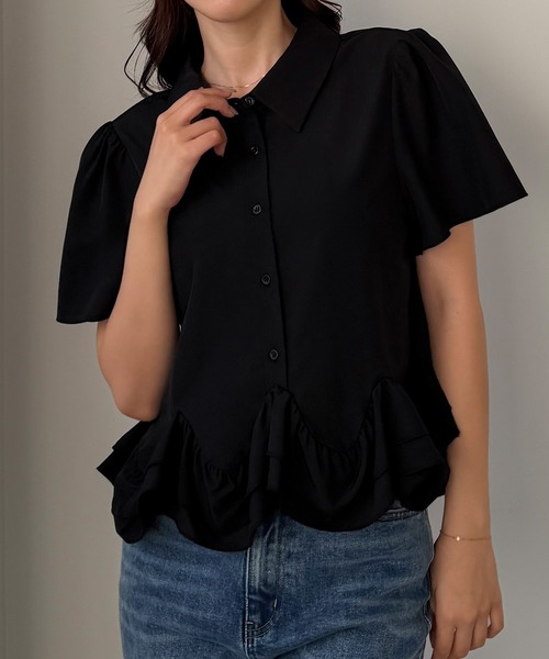 Louere(ルエレ)の「裾フリルブラウス(シャツ/ブラウス・レディース・ブルー/ブラック/ホワイト・SMALL/MEDIUM/LARGE/X-LARGE)」の18枚目の写真