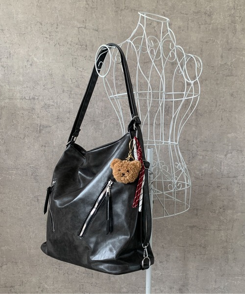 pyornim(ピョルニム)の「【3WAY】【チャーム付き】くまさんチャームセット ジップポケット リュック ショルダートート(ショルダーバッグ・レディース・ブラウン/キャメル/ブラック・F)」の15枚目の写真