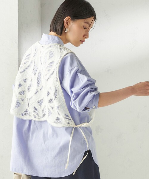 SHIPS（シップス）の「〈手洗い可能〉刺繍 スカラップ レース ノースリーブ プルオーバー（ベスト・レディース・ナチュラル・ONE SIZE）」の9枚目の写真