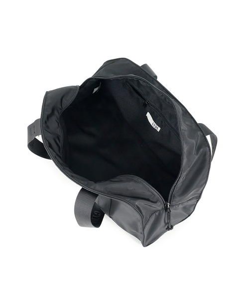 GYDA（ジェイダ）の「GYDA(ジェイダ)ボストンバッグ 缶バッジ付き GY-B446 カジュアル（ボストンバッグ・レディース・ブラック・FREE）」の5枚目の写真