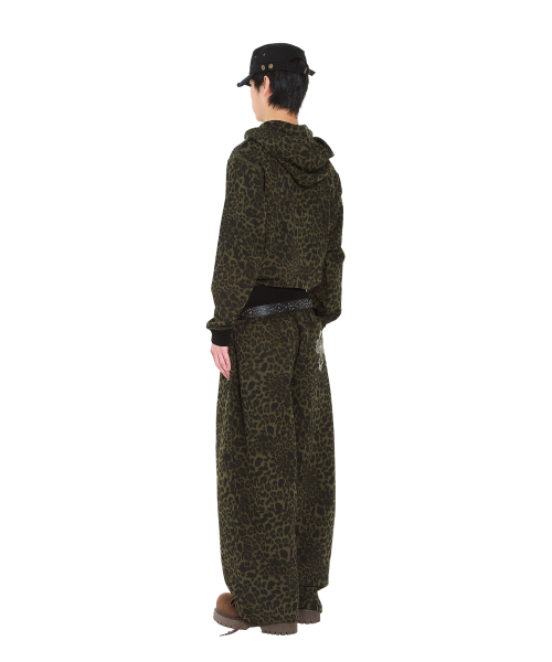 AAKAM（アーカム）の「AKM CROS2 Leopard Sweatpants (Khaki)（スウェットパンツ・レディース・その他・1/2）」の15枚目の写真