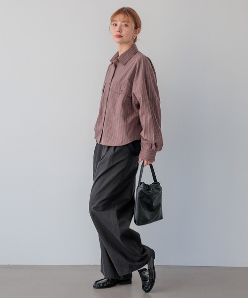 BAYFLOW（ベイフロー）の「サス付きタックワイドパンツ（その他パンツ・レディース・カーキ/ブラック・SMALL/MEDIUM）」の6枚目の写真