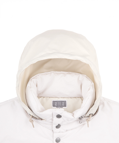 C.E(シーイー)の「C.E / シーイー cavempt WAVE STITCH PUFF JACKET WHIT(その他アウター・メンズ・ホワイト・LARGE/MEDIUM)」の14枚目の写真