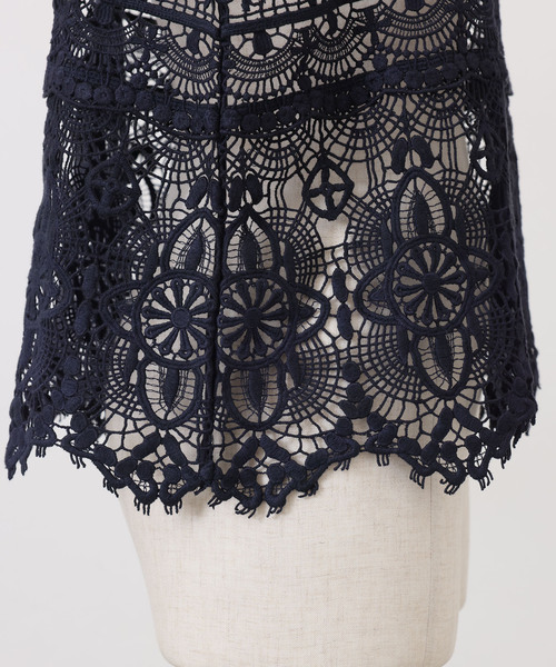 JOURNAL STANDARD LUXE(ジャーナルスタンダード ラックス)の「《追加》レースMIXノースリーブブラウス(010/040)(シャツ/ブラウス・レディース・ホワイト/ネイビー・FREE)」の8枚目の写真