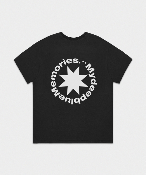 mydeepbluememories(マイディープブルーメモリーズ)の「MM ROUND LOGO T-SHIRTS (BLACK)(Tシャツ/カットソー・レディース・ブラック・FREE)」の1枚目の写真