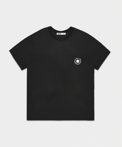 mydeepbluememories(マイディープブルーメモリーズ)の「MM ROUND LOGO T-SHIRTS (BLACK)(Tシャツ/カットソー・レディース・ブラック・FREE)」の2枚目の写真