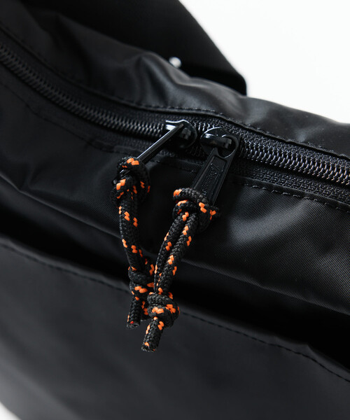 COLEMAN（コールマン）の「Coleman/コールマン 別注 WALKER COOL SHOULDER /ウォーカー クールショルダー（ショルダーバッグ・メンズ・ブラック・ONE SIZE）」の14枚目の写真