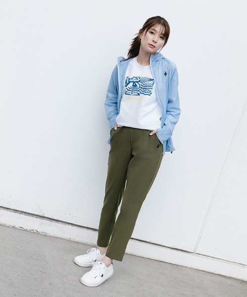 le coq sportif(ルコックスポルティフ)の「【はっ水】ポケッタブルUVカットウィンドジャケット(ナイロンジャケット・レディース・ベージュ/ネイビー/ブルー/グリーン・S/XL/L/M)」の18枚目の写真